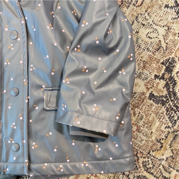 Zara Raincoat - Picture 3 of 3